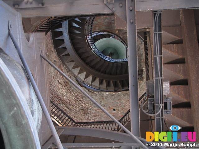 SX19218 Looking up to bells in Lamberti Tower, Verona, Italy